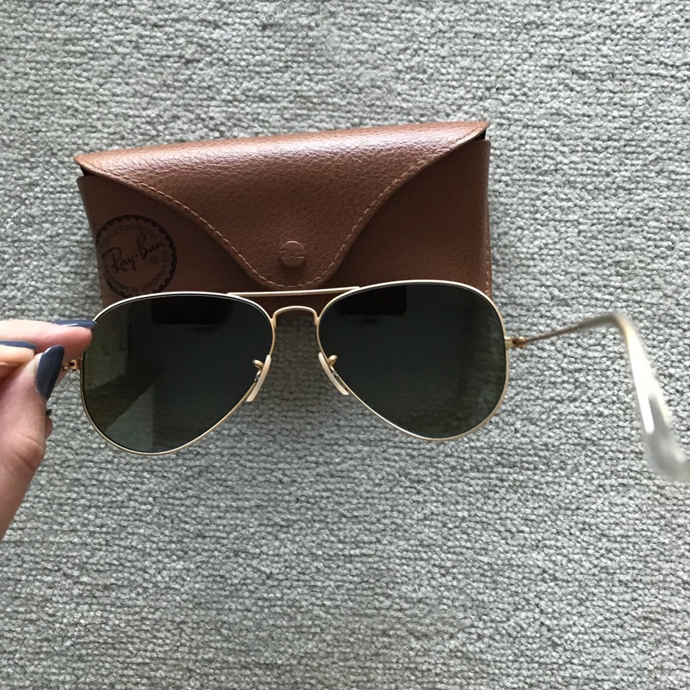 Ray Ban mirrored aviators - Picture 2 of 3